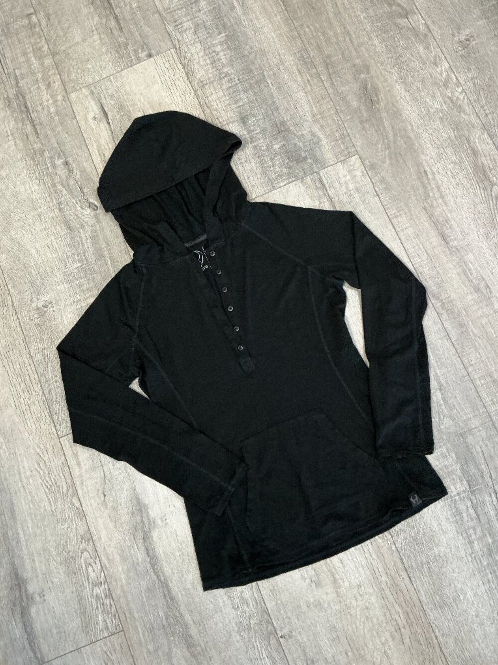 HYLETE Women’s Black Hooded Henley Athletic Pullover Size Small